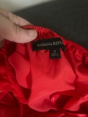Banana Republic Vibrant Red Elastic Waist Skirt